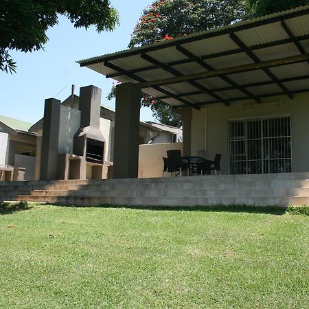 Mountain Creek Lodge Hazyview Buitenkant foto